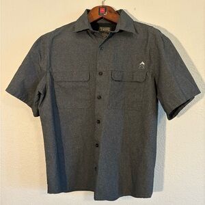 Rugged Earth Outfitters size M